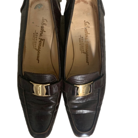 Salvatore Ferragamo Shoes - SALVATORE Ferragamo Vintage Loafers - Size 8N